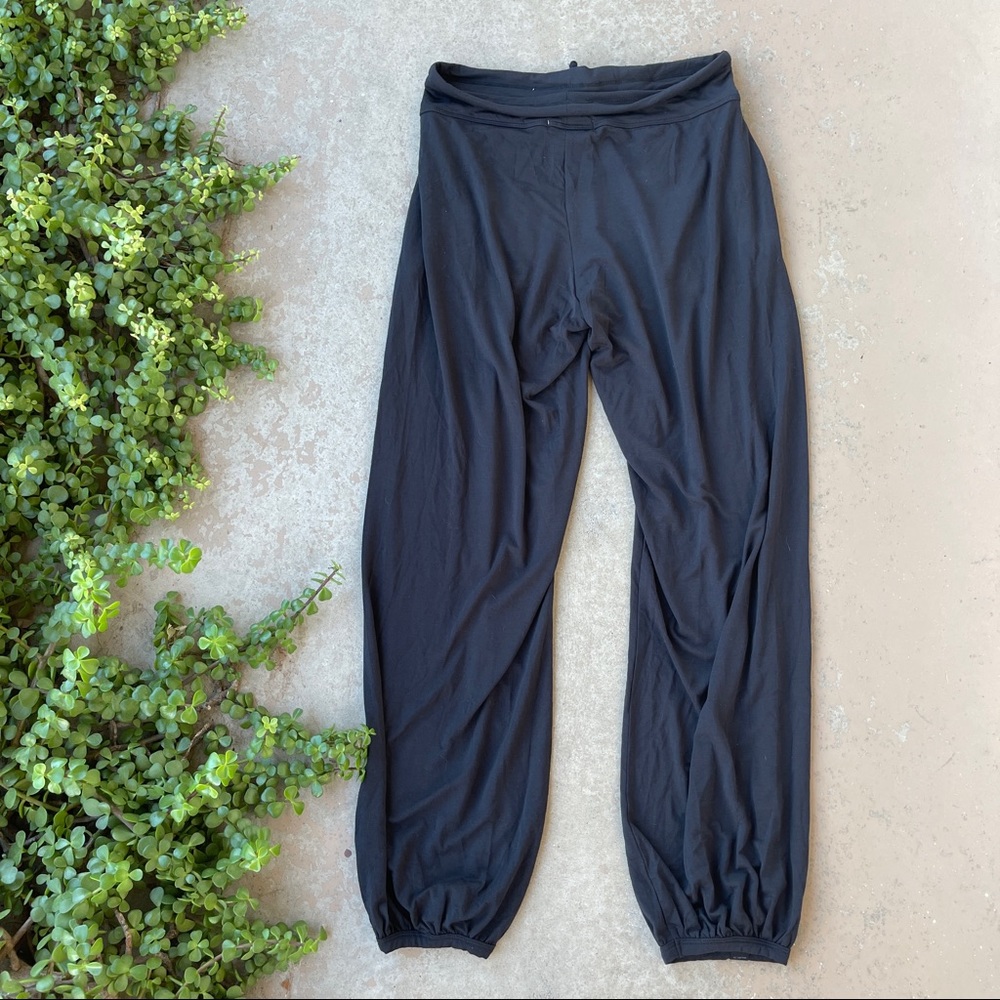 Barefoot Dreams Luxe Milk Jersey Namaste Joggers - Picture 2 of 2